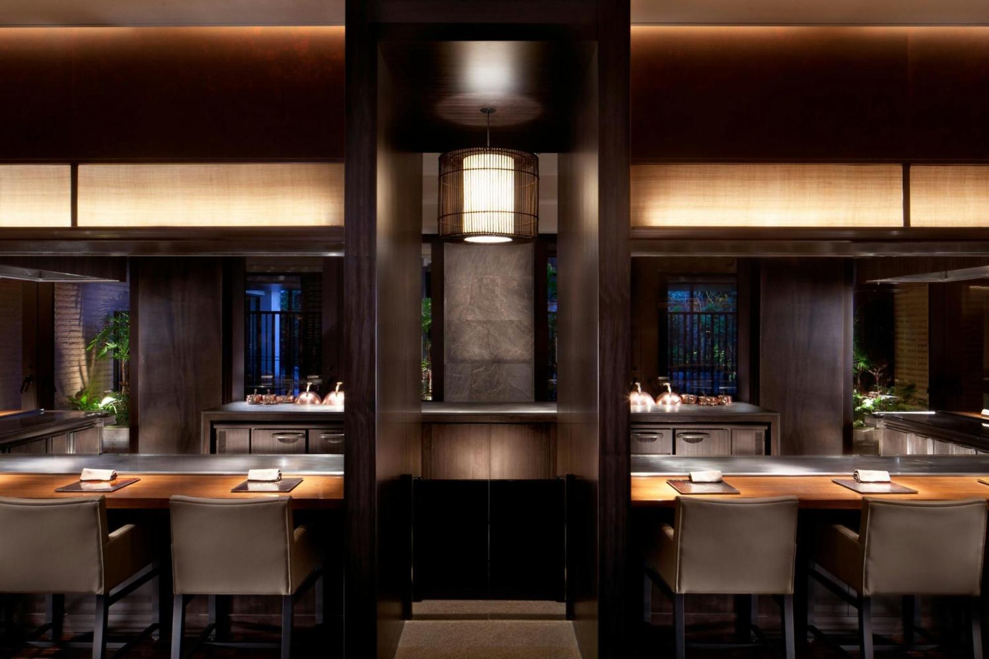 The Ritz-Carlton Okinawa Hotel Nago Exterior photo