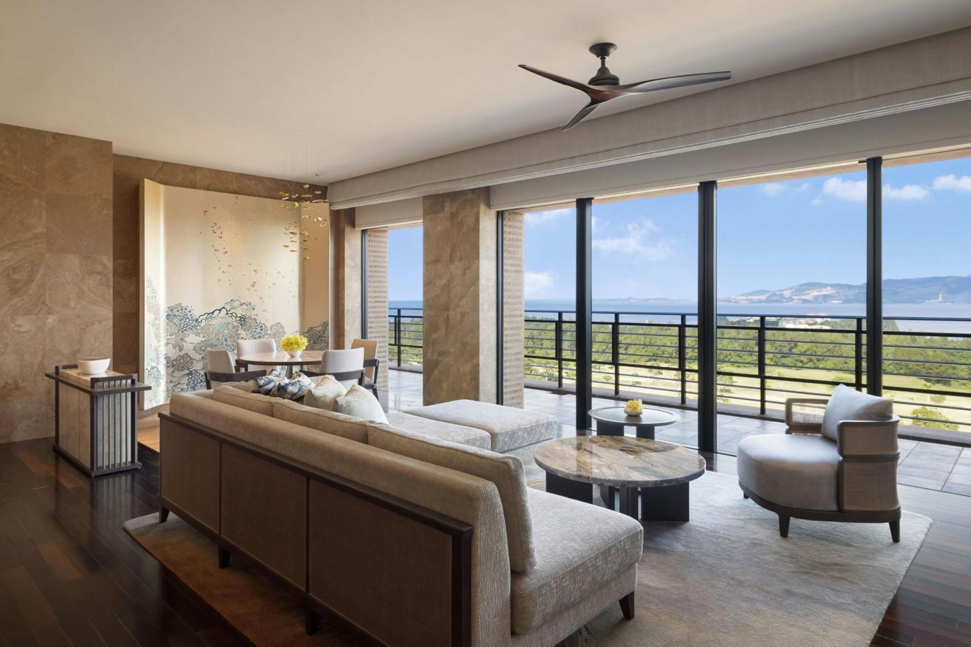 The Ritz-Carlton Okinawa Hotel Nago Exterior photo